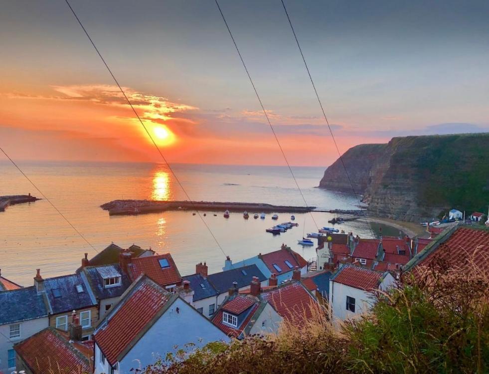 The Anchorage Your Home In Idyllic Staithes Exterior photo